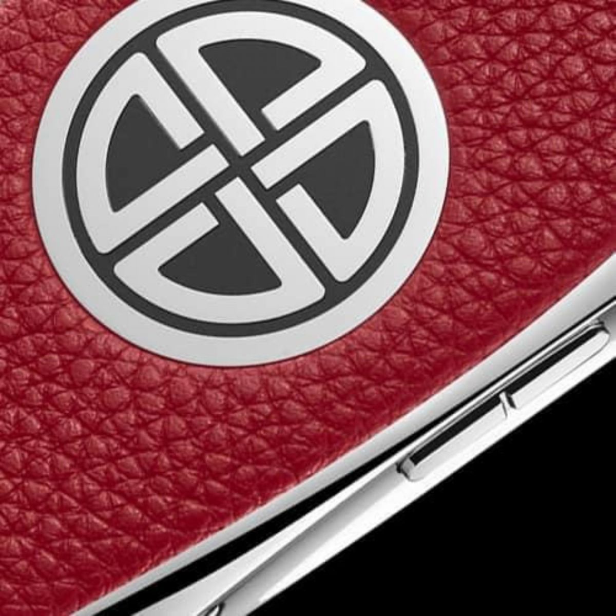 XOR-X2-Titanium-Cherry-logo